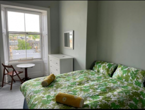 Montgomery Street Apartment